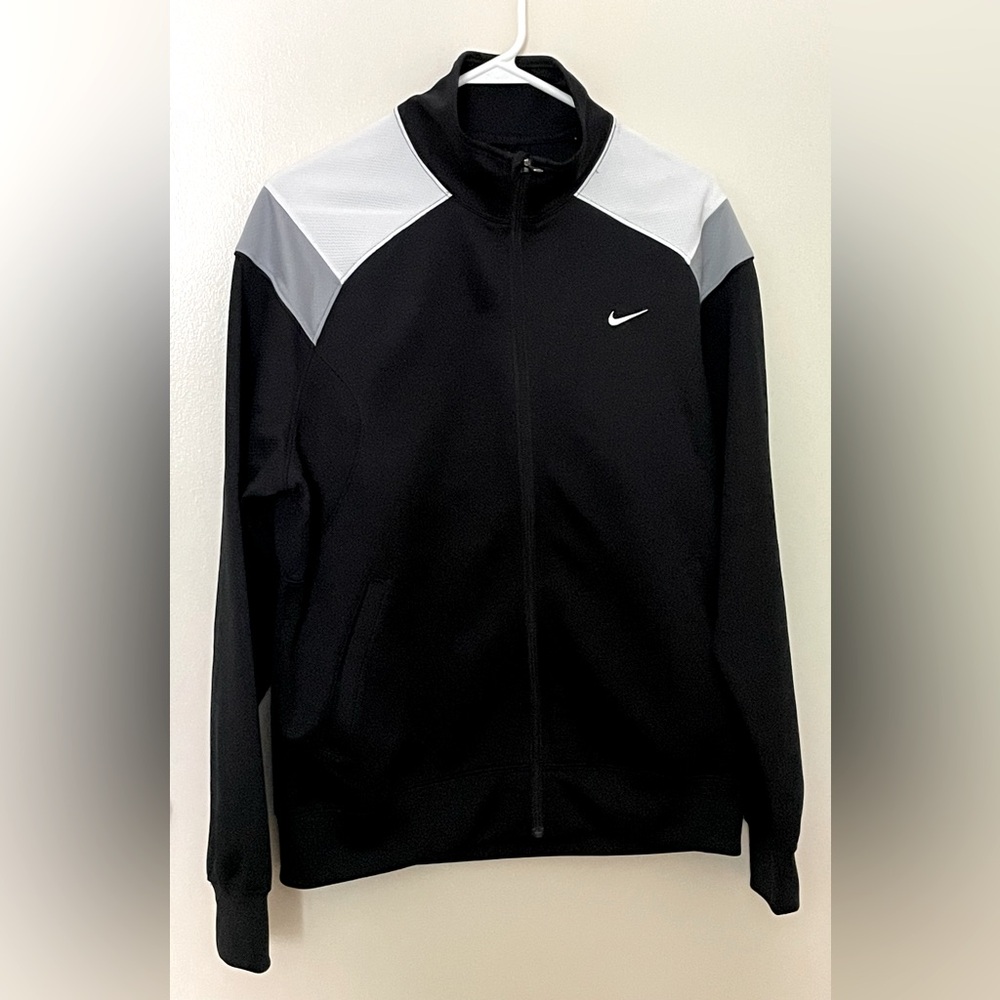 Sz M Nike Vintage Nike Athletic Department track full zipper track sweater